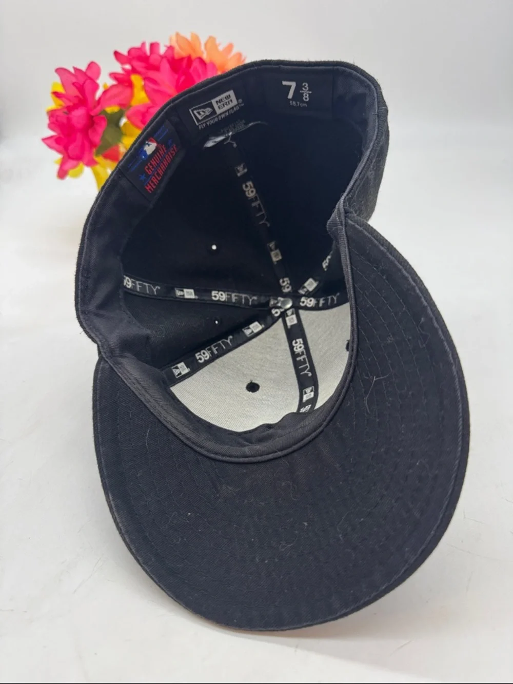 Chicago White Sox Kids Black Baseball Cap - Youth Fitted Hat Size 7 3/8